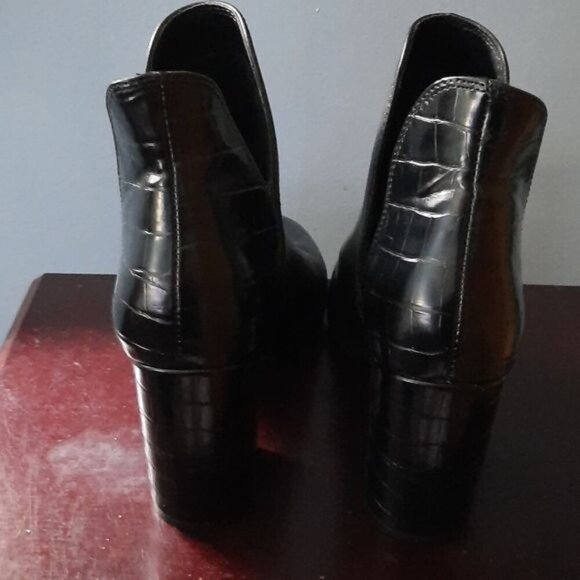 Steve Madden Black Rookie  Leather Upper Crocodile Print 3 Inch Heel Size 8.5 - Picture 5 of 12